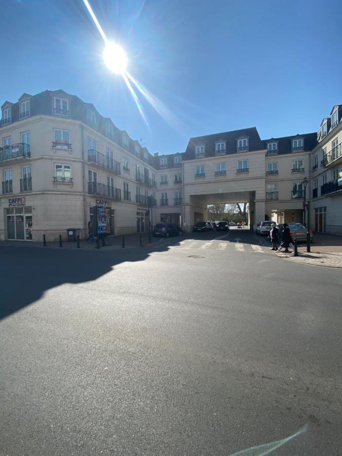Le Retro Chic - T2 Haut Standing Au Coeur De Corbeil - 48 M2 Corbeil-Essonnes Exterior foto